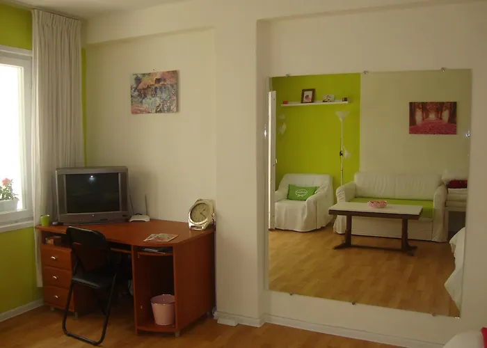 Guest Colours Kazanlŭk